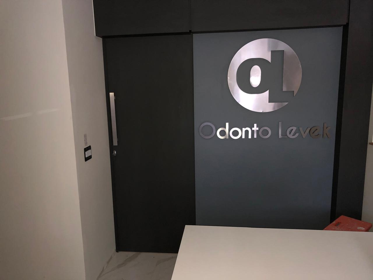 Entrada interna da Odonto Levek