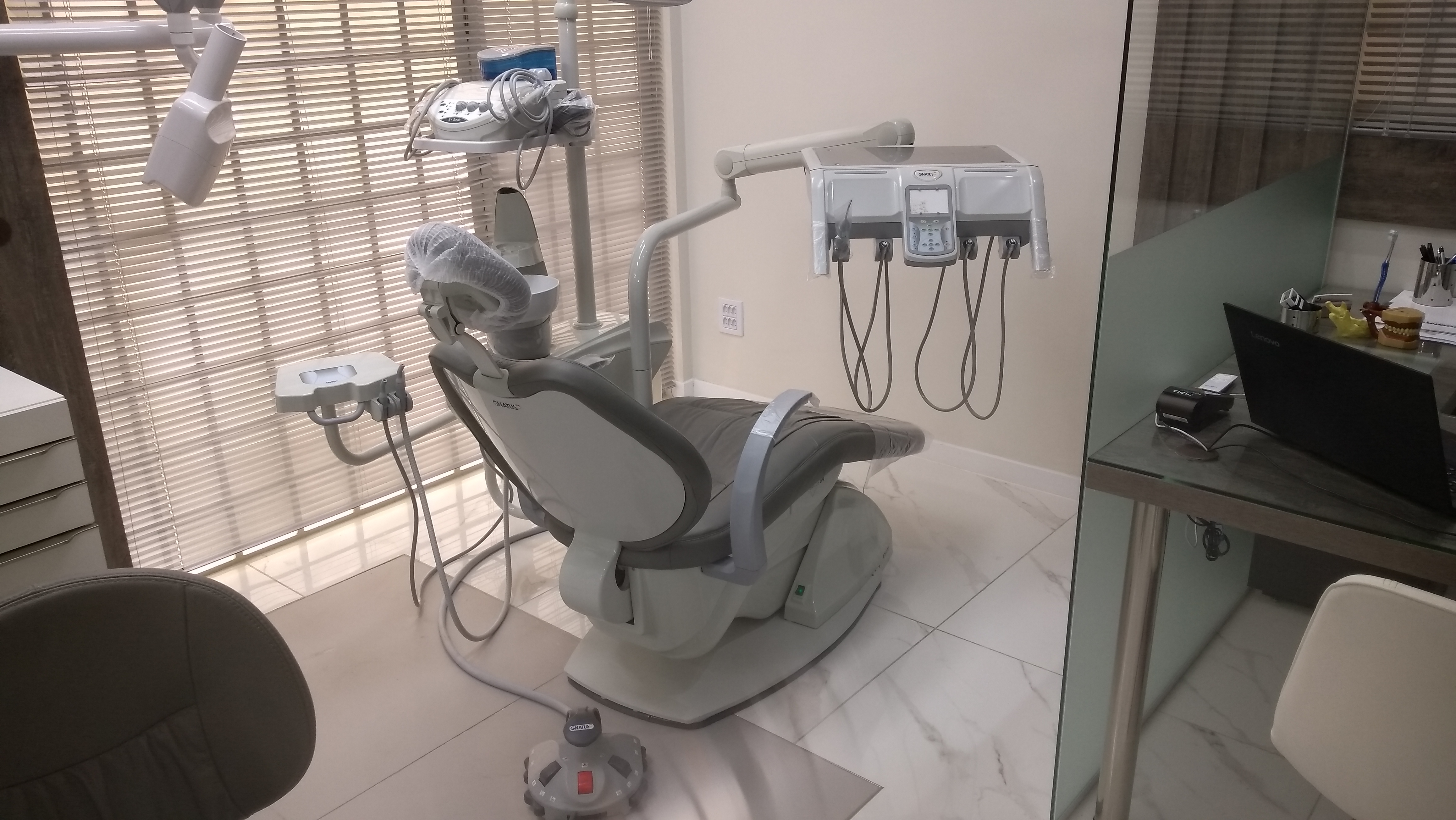 Detalhe do consultório odontológico da Odonto Levek